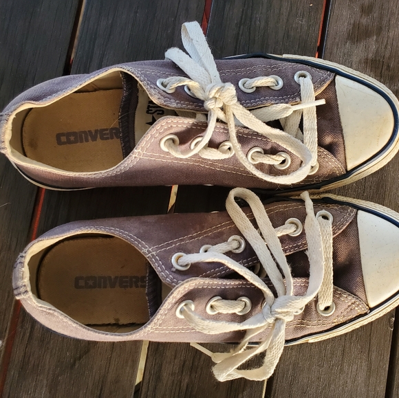 Converse "Chucks" - Picture 2 of 2
